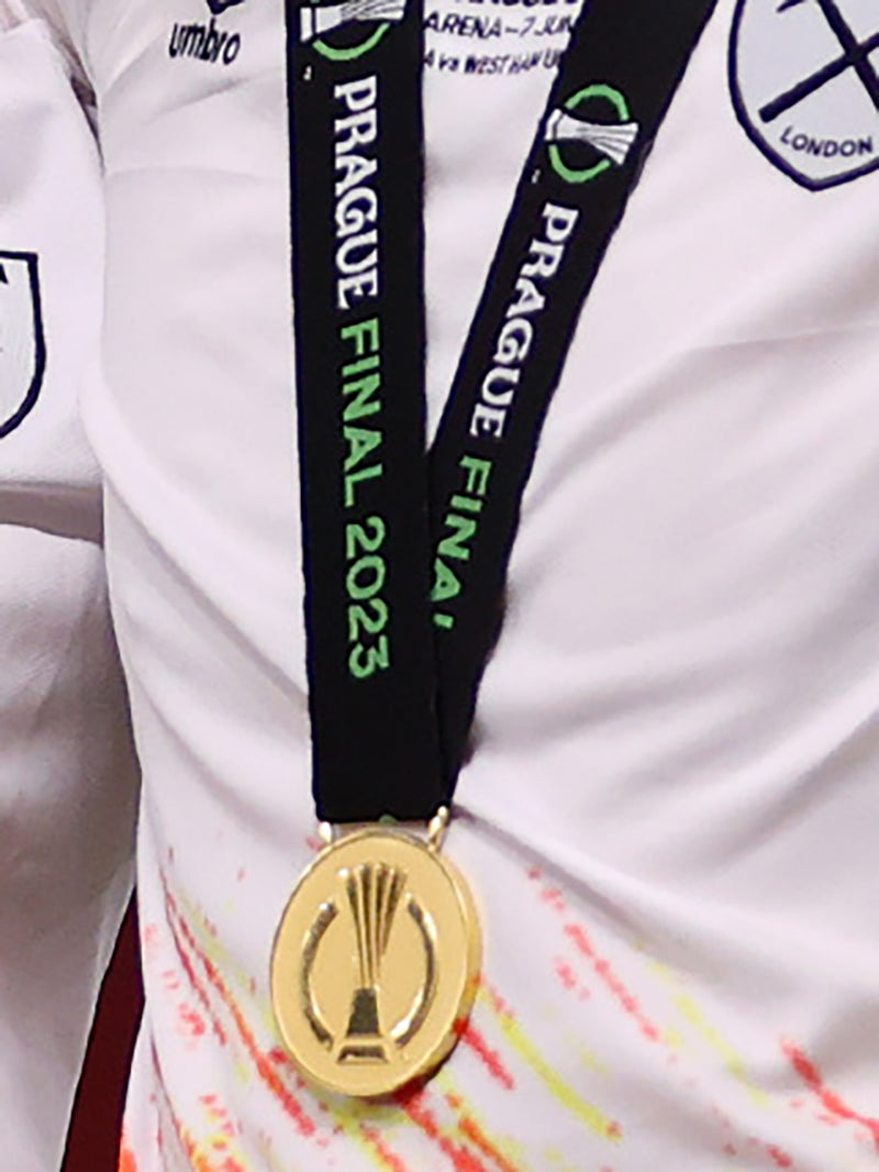 2023 UEFA Europa Conference League Medal Close-up, West Ham United Champion Gold Alloy Medal, UECL Official Design, Prague Final Commemorative Fan Souvenir