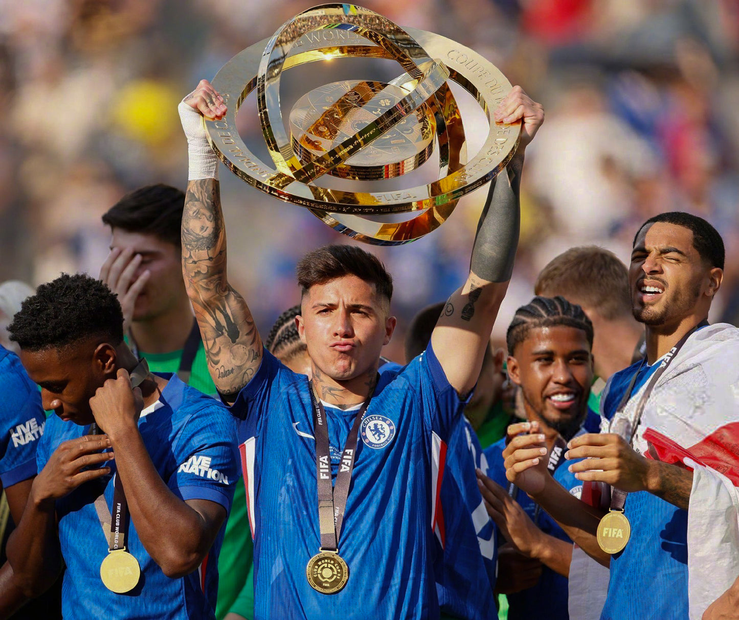 2025 FIFA Club World Cup Medal Close-up, Chelsea Champion Gold Alloy Medal, FIFA Official Design, New Jersey Final Commemorative Fan Souvenir