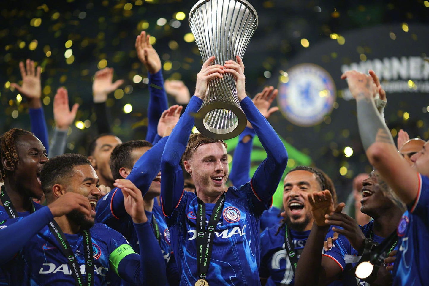 2025 UEFA Europa Conference League Medal Close-up, Chelsea Champion Gold Alloy Medal, UECL Official Design, Wroclaw Final Commemorative Fan Souvenir