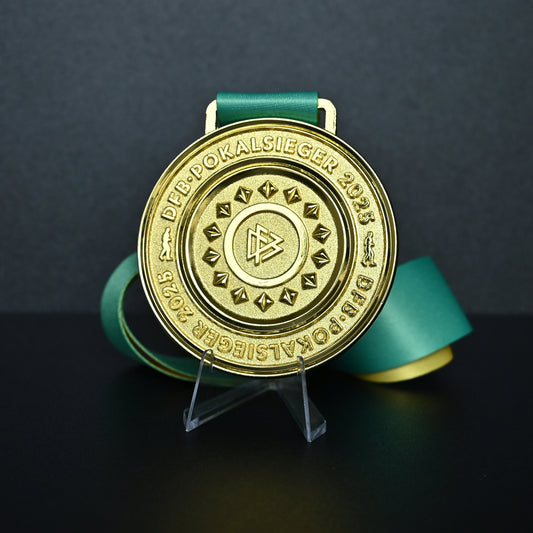 2025 DFB-Pokal Champions Medal VfB Stuttgart Berlin Final Football Collectible Memorabilia