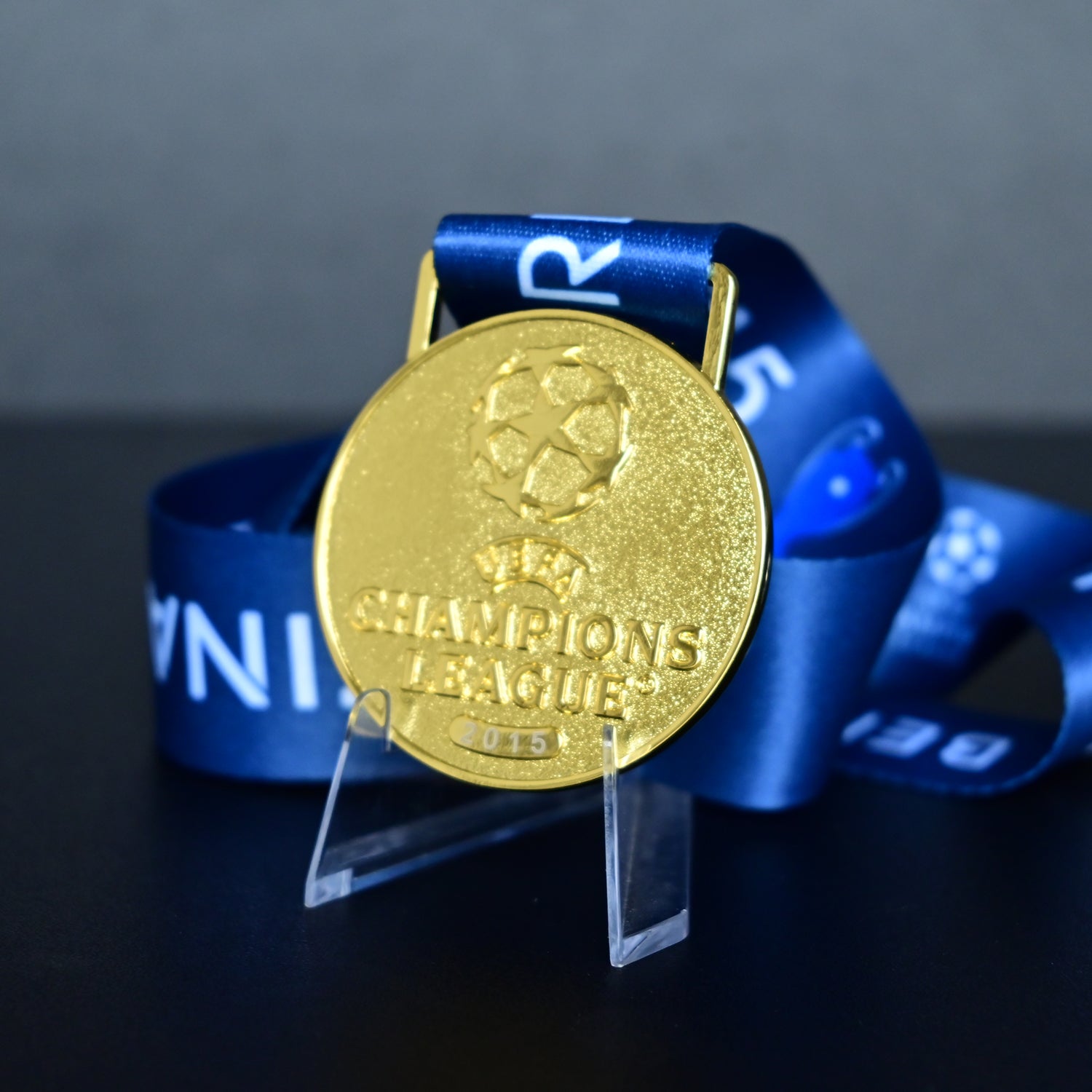 2015 UEFA Champions League Medal Front View, Barcelona Champion Gold Alloy Medal with UCL Logo, Berlin Olympiastadion Final Collectible