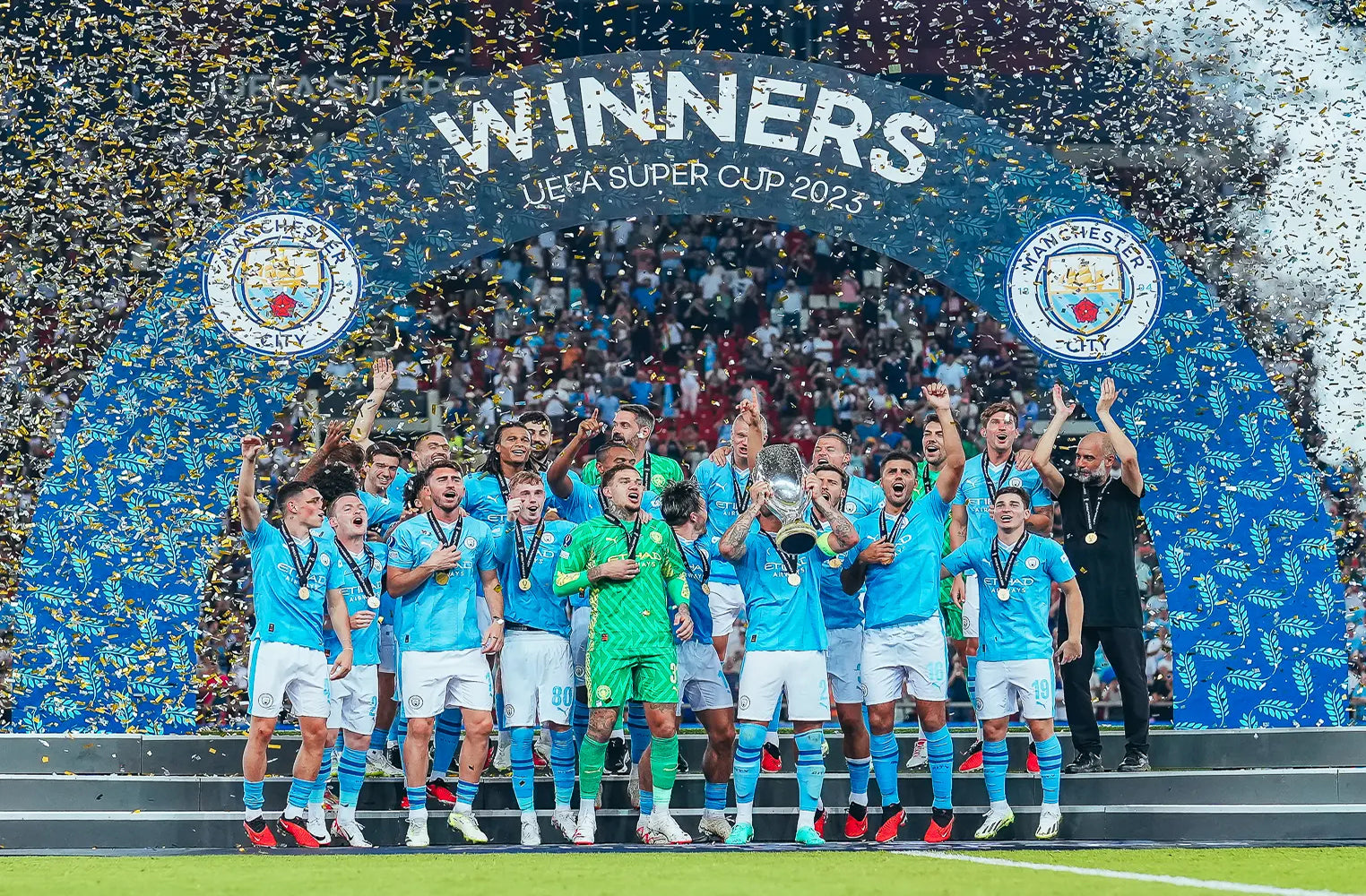 2023 UEFA Super Cup Medal Close-up, Manchester City Champion Gold Alloy Medal, UEFA Official Design, Athens Final Commemorative Fan Souvenir