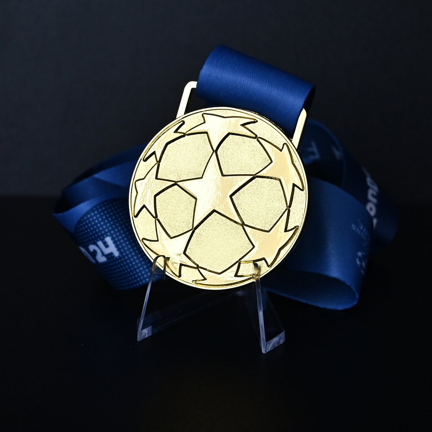 2024 UCL Medal Back Design, Real Madrid 15th Champions Title Commemorative, Bright Gold Football Fan Souvenir