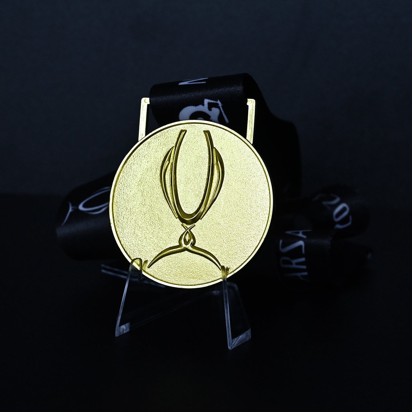 2024 UEFA Super Cup Medal Back View, Real Madrid Winner Medal Star Pattern, High-quality Gold Alloy Detail, Warsaw Final Commemorative Football Medal