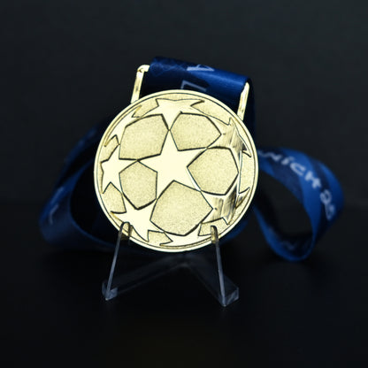 2025 UEFA Champions League Winner Medal Reverse, Munich 25 Final Gold Medal Back View, Champions League Medal with Star Soccer Ball Design, 2025 UCL Final Replica Medal Back, Football Fan Collectible Medal Reverse