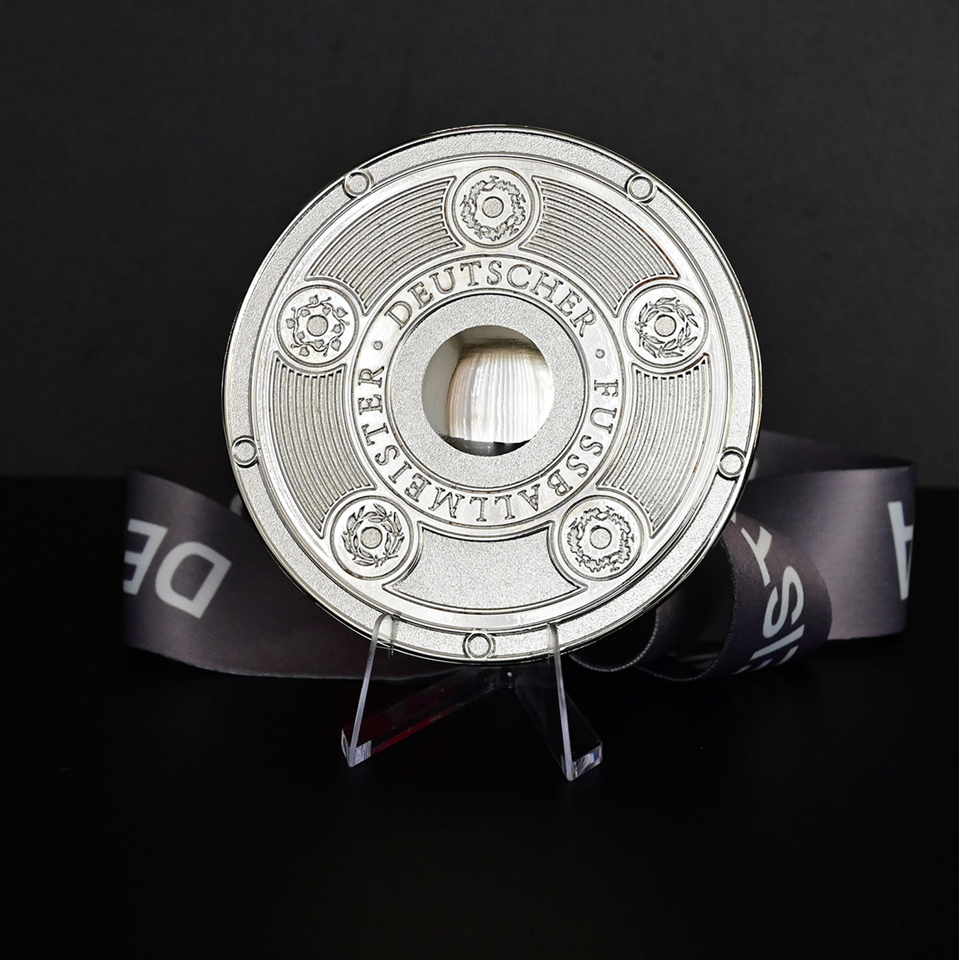 2023 Bundesliga Champions Medal FC Bayern Munich Cologne Final Football Collectible Memorabilia