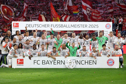 2025 Bundesliga Champions Medal FC Bayern Munich Munich Final Football Collectible Memorabilia